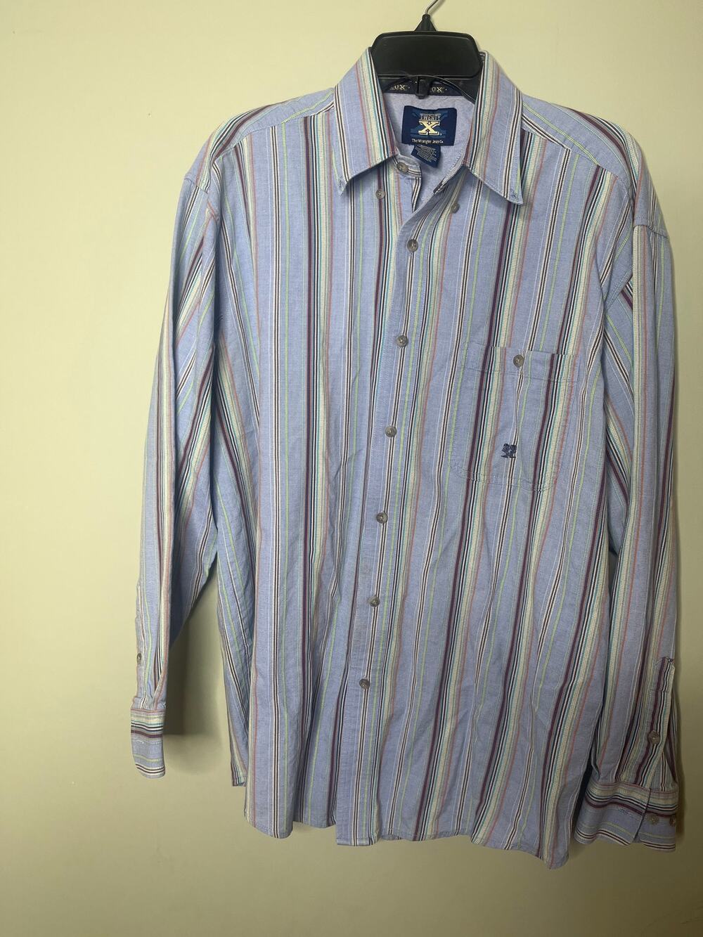 Twenty X Wrangler blue Vertical Stripe Button Up Shirt Large